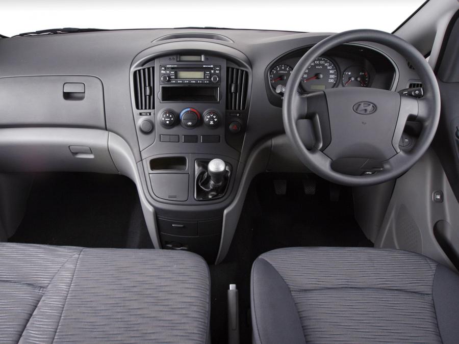  Hyundai H-1 Van 2009 года  (ZA) (фото 2 из 16)